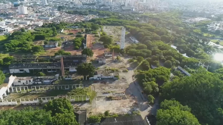 Justiça acata denúncia sobre poluição do solo em Sorocaba pela maior siderúrgica do Brasil Justiça acata denúncia sobre poluição do solo em Sorocaba pela maior siderúrgica do Brasil