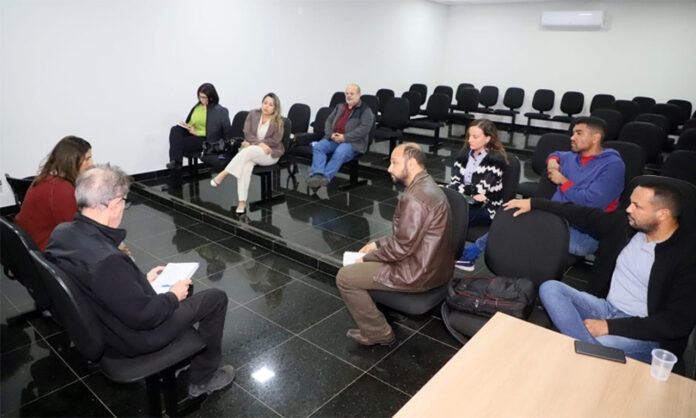 Divulgação CMD Executivo ouviu empresários dos ramos de indústria e comércio em encontro realizado na Câmara; Medida ajuda na aplicação de recursos públicos
