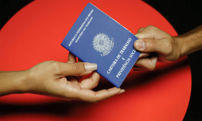 Oportunidades contemplam Minas Gerais e outros estados; Interessados podem se candidatar pela internet