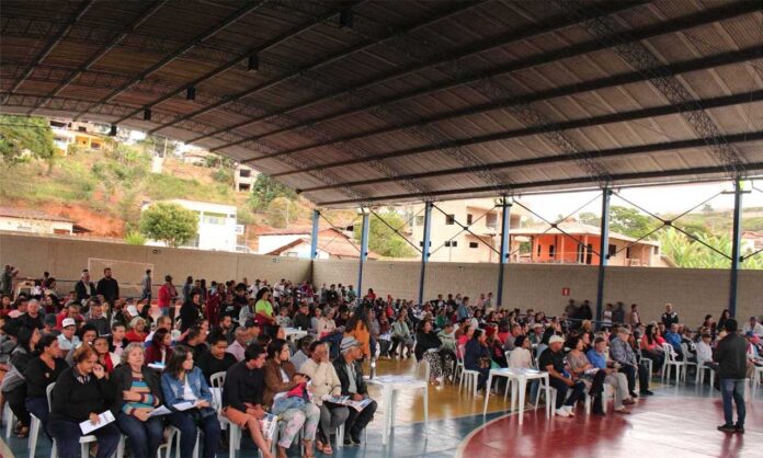 Assembleias estão sendo realizadas em várias regiões do município e comunidade tem comparecido aos eventos