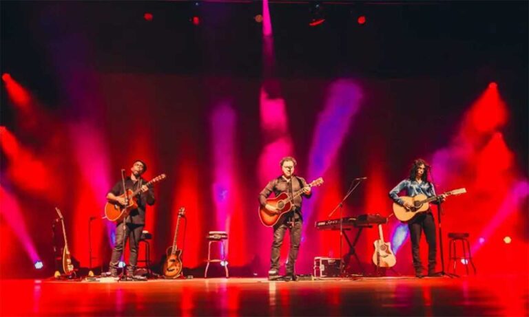 Além do roqueiro, a programação terá shows de os Gilsons, trio de músicos formado por filhos de Gilberto Gil, e do sanfoneiro Mestrinho