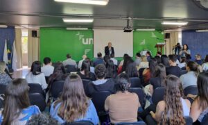 Turma de Medicina frequenta aulas desde julho