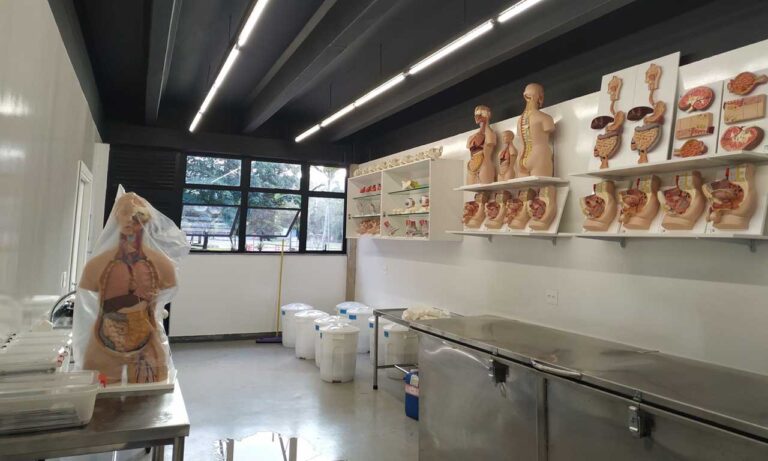 Município dá primeiro o passo para se tornar polo de conhecimento na área da saúde com curso de Medicina na Funcesi; Unifei já trabalha para viabilizar pós em Tecnologia Aplicada à Medicina