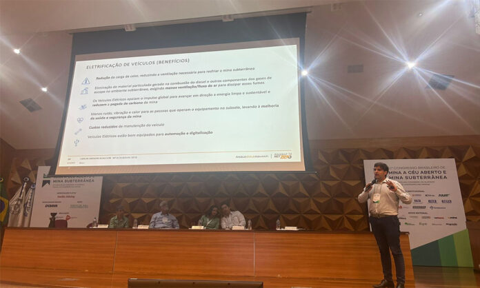 Pesquisadores, especialistas e representantes de entidades ligadas à mineração participam de apresentações de temas relacionados à sustentabilidade; Evento promovido pelo Ibram termina nesta quinta-feira
