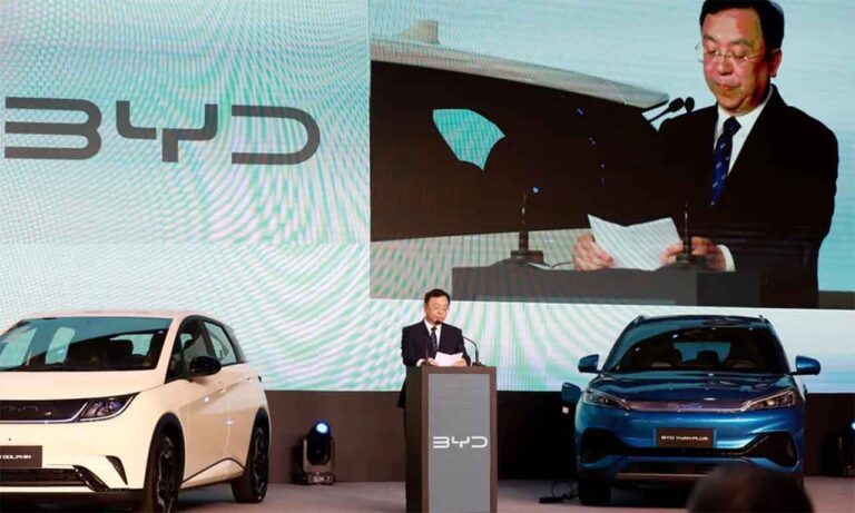 Empresa chinesa investirá R$ 3 bilhões para fabricar veículos elétricos e híbridos em complexo da Ford Empresa chinesa investirá R$ 3 bilhões para fabricar veículos elétricos e híbridos em complexo da Ford