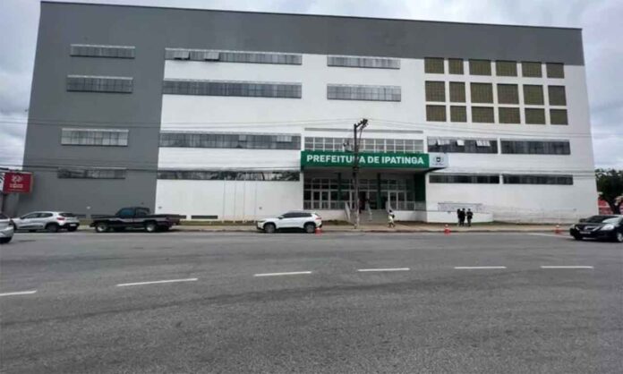 10ª Promotoria de Justiça do Ministério Público de Minas Gerais moveu Ação Civil Pública contra prefeito e secretários acusando a administração municipal de improbidade administrativa - MPMG