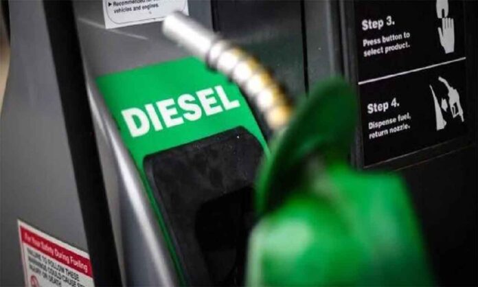Combustível é considerado menos poluente pela empresa por ter o teor máximo de enxofre; Petrobras também registrou recorde de produção em refinarias no Rio de janeiro e em São Paulo