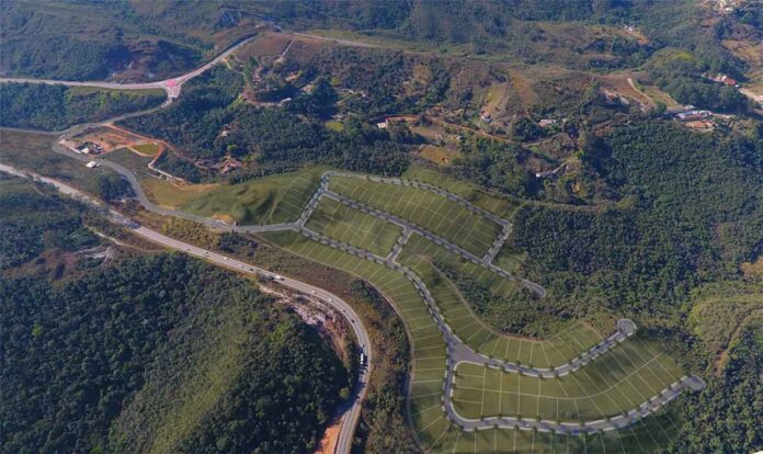 Loteamento havia sido embargado em novembro do ano passado por uma decisão liminar, mas foi liberado após ajustes, como a doação de mais áreas ao Parque do Itacolomi - Ação