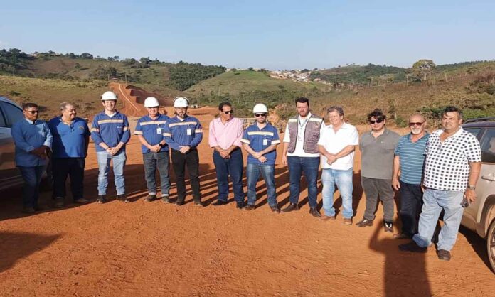 Convênio assinado entre Governo de Minas e Anglo American prevê intervenções em rodovias que contornam o município - Obras