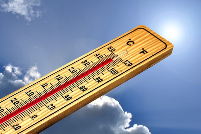 thermometer-4767443_1280 Inmet emite alerta de calor em MG e temperatura pode chegar aos 40°