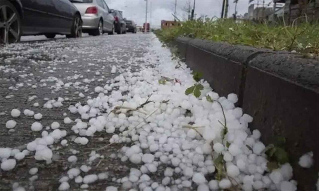 Sem Título-1 Ventos de até 100km/h podem provocar danos à rede elétrica e vir acompanhados de chuvas de até 100mm/ dia; Alerta às cidades é válido para até as 10h desta quarta-feira