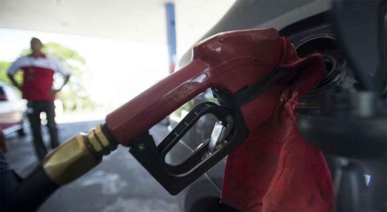 Valor do combustível vai cair em média R$ 0,27, acumulando R$ 0.71 de queda em 2023; Preço do gás de cozinha e da gasolina permanece estável