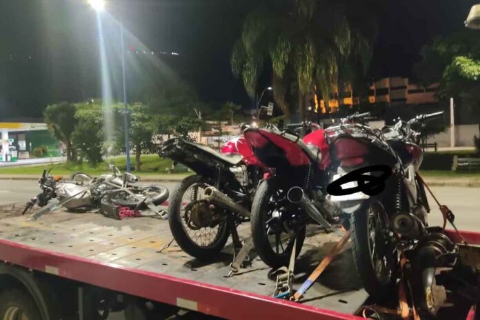 Sem Título-6 Polícia apreendeu dezenas de motocicletas na capital e no interior e prendeu autores; Motoqueiros realizavam manobras perigosas e faziam barulho pelas ruas durante as madrugadas no rolezinho
