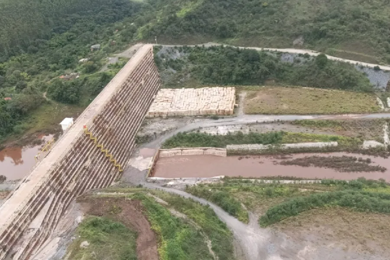 ANM diz que 3 barragens em Minas Gerais têm risco de ruptura ANM diz que 3 barragens em Minas Gerais têm risco de ruptura
