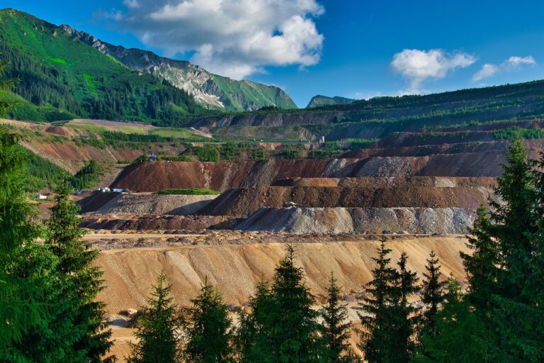 Minério de ferro registra sua primeira perda semanal em sete altas