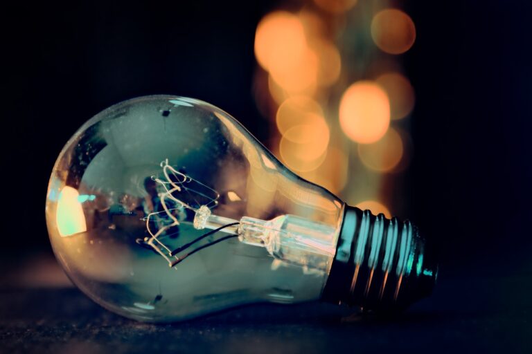 Mesmo com os reservatórios hidrelétricos cheios, os consumidores terão contas de luz mais altas no próximo ano