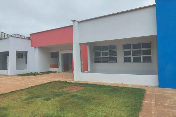 Unidade com capacidade para atender a 200 crianças foi construída com recursos do FNDE e próprios do município; Investimento total chegou a mais de R$ 2 milhões - Cemei João Monlevade