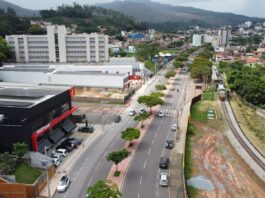 Construção da nova via resultou não só em mais segurança e modernização do bairro Caminho Novo, mas facilitou a ligação de regiões da cidade e impulsionou a economia - Série Transformação: Avenida Mauro Ribeiro Lage