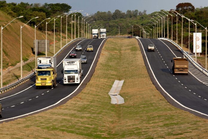 estrada-mg-carnaval-2024 Estrada de MG que liga até SP tem redução de 5% de acidente na operação especial do Carnaval 2024
