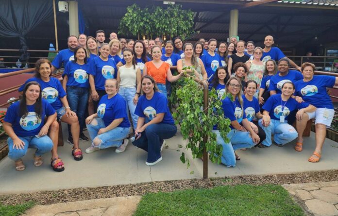 Encontro realizado em Muriaé reuniu cerca de 40 professores e educadores da rede pública para promover temáticas ambientais; CBA usa programa para disseminar conhecimento sobre meio ambiente e mineração
