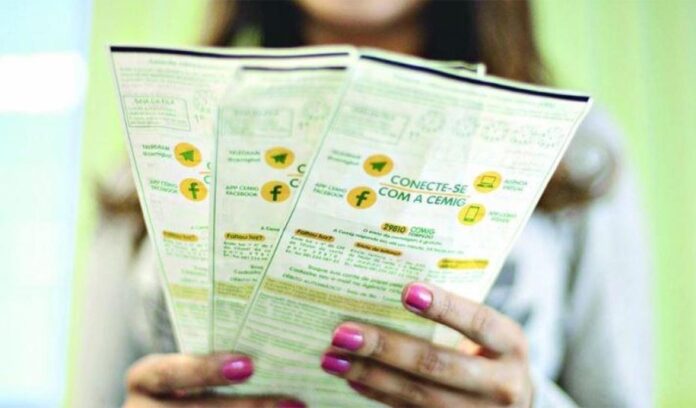 Descontos podem chegar a 100% do valor em alguns casos de famílias de baixa renda; Beneficiários precisam cumprir requisitos do CadÚnico