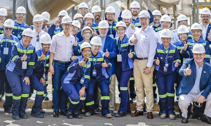 Sem Título-7 Presidente e governador compareceram à inauguração do Complexo Mineroindustrial da EuroChem, em Serra do Salitre; Lula destacou necessidade de mais investimentos para desenvolver agronegócio