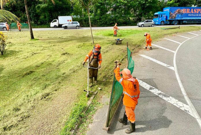 Limpeza visa garantir segurança dos motoristas, pedestres e ciclistas; Motoristas devem ter atenção ao trafegarem pela BR-381