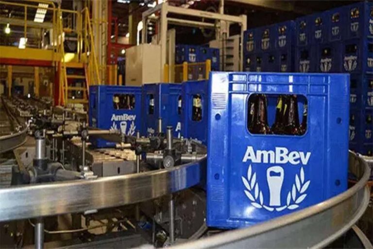  Mais de 180 novas oportunidades estão disponíveis abrangendo áreas tanto da indústria quanto da distribuição; Ambev oferece posições desde o nível inicial até cargos de gestão e especialistas