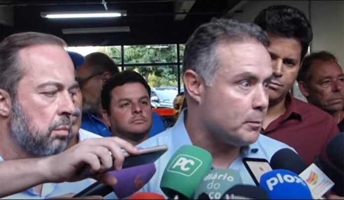 Promessa foi feita por Renan Filho durante visita ao Vale do Aço; Obras no trecho entre Belo Horizonte e Govenador Valadares podem começar já no segundo semestre, segundo o ministro