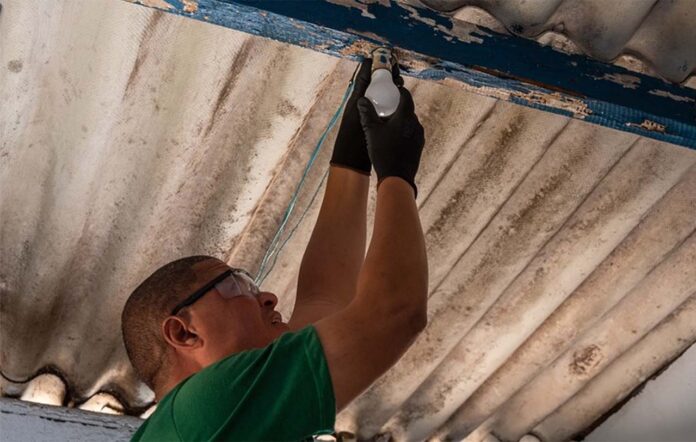 Sem Título-5 Ação permite que clientes residenciais de Timóteo substituam, de forma gratuita, até sete lâmpadas antigas por outras de tecnologia LED; Cemig estimula uso das lâmpas mais adequadas para as residências porque apresentam durabilidade superior e maior eficiência