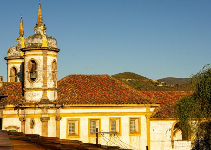 Ouro Preto anuncia mais de 260 vagas de emprego por meio do SINE