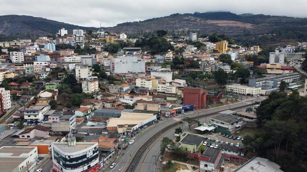 Ação programada interromperá o fornecimento pelo anel hidráulico Chacrinha e afetará toda a cidade minerada, já que o sistema de abastecimento é interligado; Manutenção envolve sistema de iluminação em área da Vale