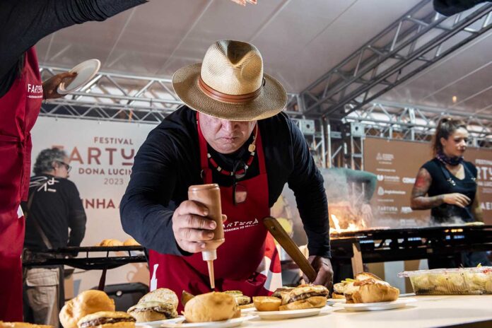 Evento promoverá interação entre renomados chefs de cozinha e o público no Largo do Rosário; Entre os chefs, o jornalista Zeca Camargo, padrinho desta edição do festival