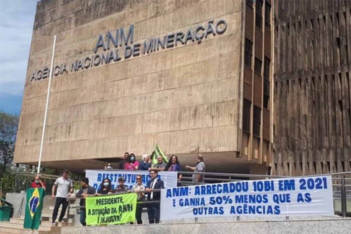Sem Título-10 SSindicato que representa trabalhadores de órgãos reguladores destaca que situação precária de agências tem impactos na economia; Veja nota do Sinagências na íntegra