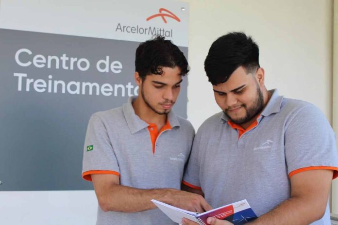 Oportunidades são para Bela Vista de Minas e Sabará; Capacitação da ArcelorMittal é voltada para jovens com idade entre 18 e 23 anos