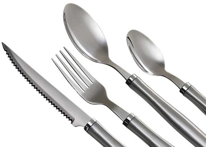 Medida era aplicada desde abril de 2018, quando governo do país vizinho entendeu que produto brasileiro prejudicava a competitividade do aço inox argentino