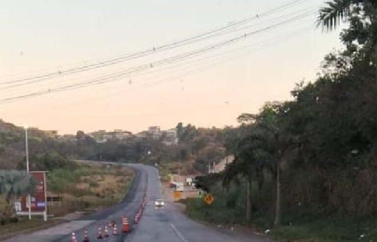 Movimento acompanha processo de licitações para duplicação dos trechos entre a capital e Governador Valadares; Cerca de 2 mil pessoas que vivem às margens da BR-381 serão realocadas
