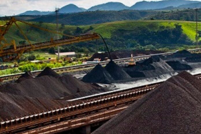 As vagas da CSN Mineração são para atuação na mina Casa de Pedra. Os postos de trabalho anunciados são operador(a) de equipamentos móveis de mina, analista de tecnologia da informação (desenvolvedor) e analista de desempenho operacional pleno