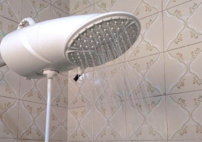 Pressão nas termoelétricas com a diminuição da disponibilidade de água nos reservatórios e previsão desfavorável devem mater bandeiras de cobranças extra até o final do ano; Cemig recomenda medidas simples para evitar gastos excessivos