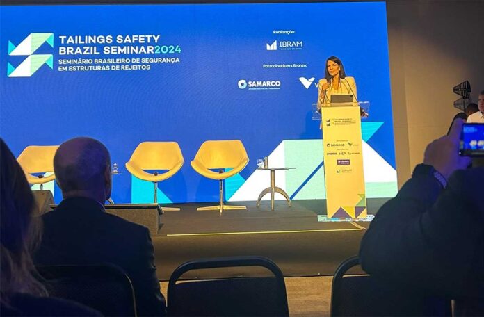 Evento compartilha informações e conhecimento técnico sobre as estruturas de disposição rejeitos, de água e os desafios diante dos cenários de mudanças climáticas; Seminário do Ibram vai até esta quarta-feira (3)