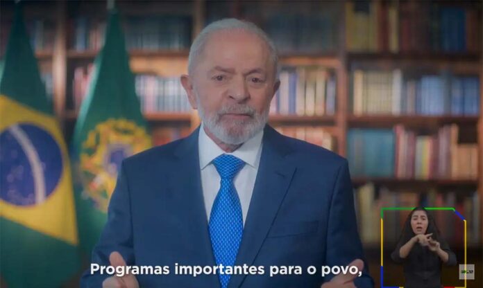 Presidente disse em pronunciamento oficial que o país retomou protagonismo no cenário mundial; Lula destacou taxação de super-ricos para financiar políticas contra a fome no mundo