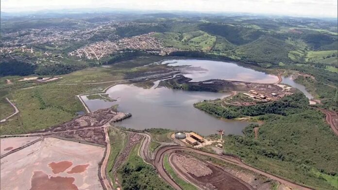 Tremor alcançou 3.1 de magnitude, considerado de baixa intensidade; Companhia diz que não houve alterações nas condições da estrutura