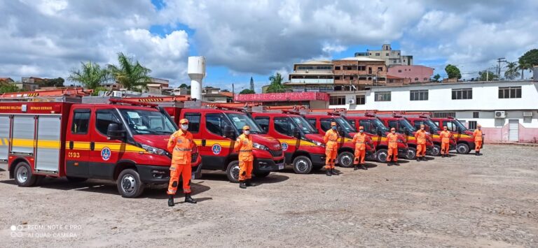Corpo de Bombeiros de MG abre concurso com salário de até R$ 11.037,15