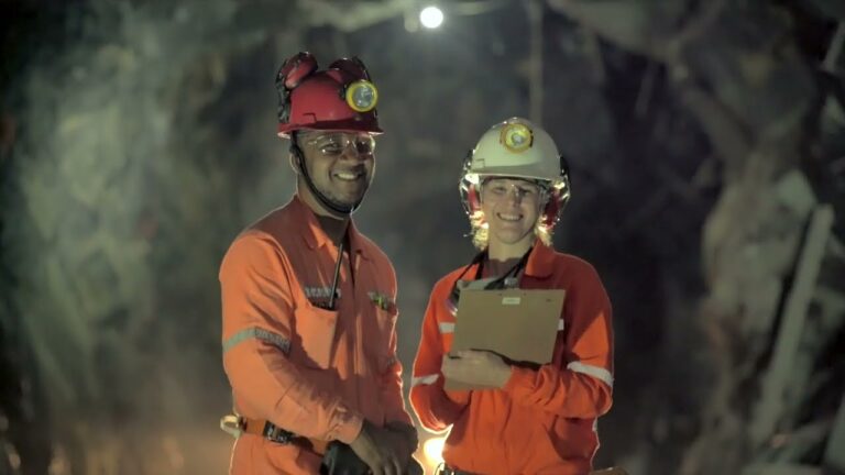 Jaguar Mining abre vagas em MG para diferentes níveis de experiência