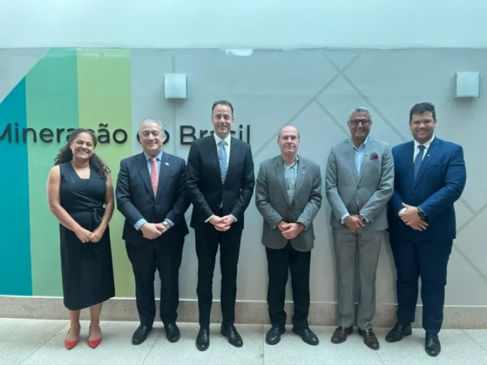 IBRAM: durante a reunião, dirigentes do órgão destacaram a importância dos minerais críticos e estratégicos para impulsionar a transição energética