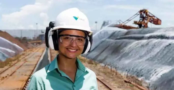 vale-mulheres As vagas para mulheres na cidade minerada fazem parte da política da empresa de promover a inclusão em seu quadro de funcionários