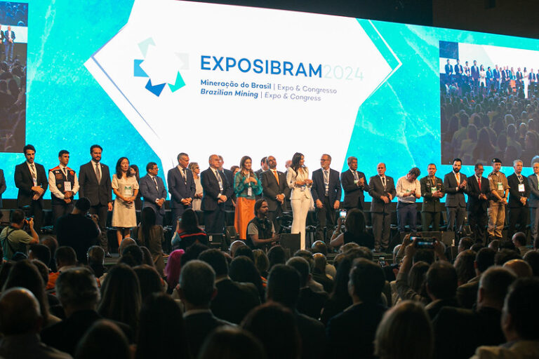 Transição energética: autoridades e dirigentes do setor mineral evidenciam a essencialidade da maior oferta de minérios para um futuro mais sustentável