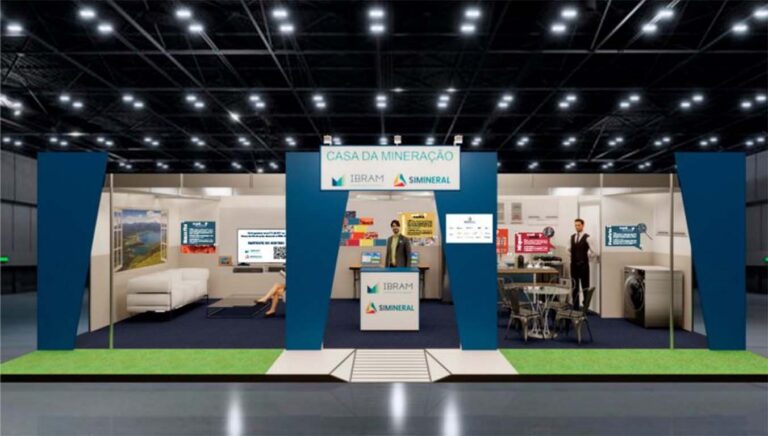Móveis e equipamentos do espaço que apresentou produtos da mineração na feira foram entregues por representantes do Ibram para o Núcleo Assistencial Caminho para Jesus