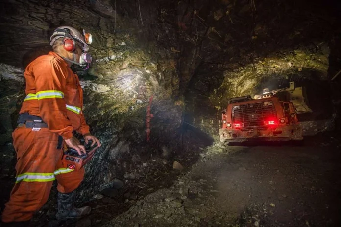 Jaguar-selec-santabarbara-leolopes As vagas na Jaguar Mining são destinadas a níveis júnior e pleno, com a maioria delas exigindo trabalho presencial sob o regime CLT.