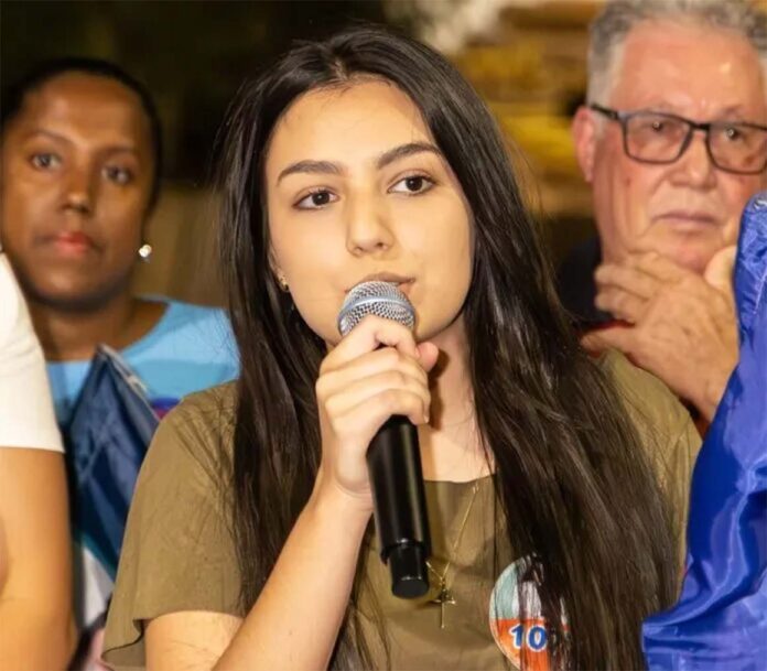 Aos 18 anos, Luna Gabrielle Gomes Motta recebeu 362 votos na cidade; Nova vereadora fez parte do Programa Parlamento Jovem da Câmara